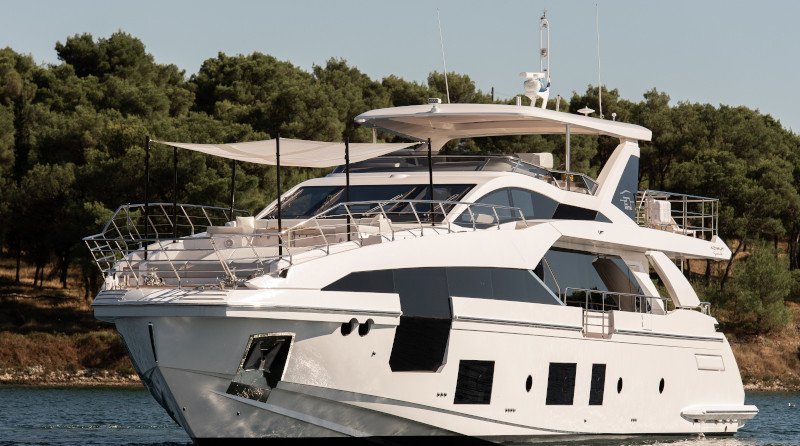 Azimut Grande 27 METRI