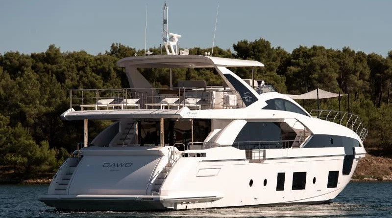 Azimut Grande 27 METRI