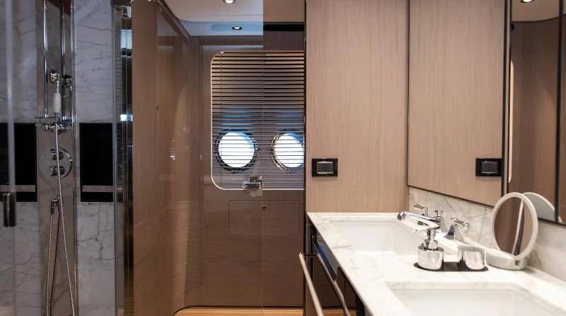 Azimut Grande 27 METRI