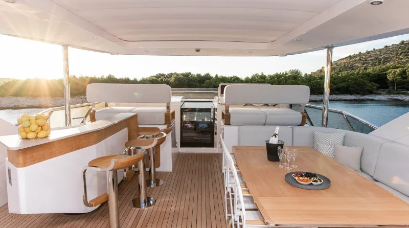 Azimut Grande 27 METRI