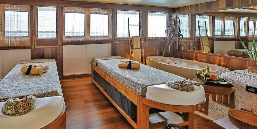 Scubaspa Ying &amp; Yang