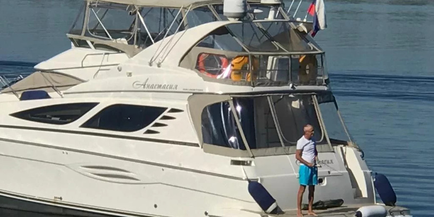 Silverton 43 Sport Bridge