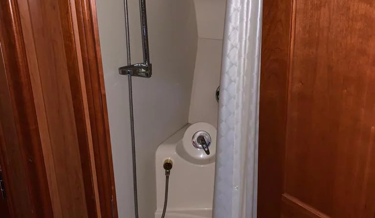 Silverton 43 Sport Bridge