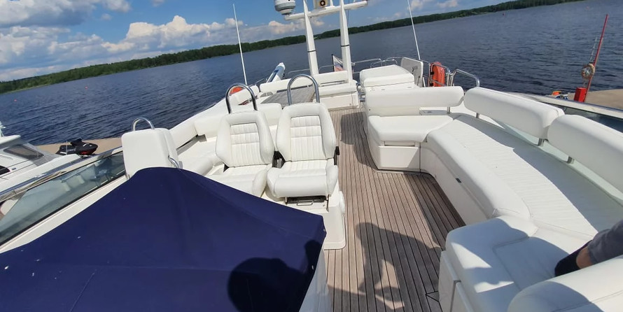 Fairline 74 Squadron