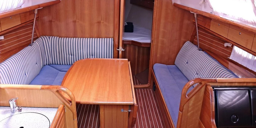 Bavaria 33 Cruiser