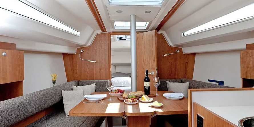 Hanse 315