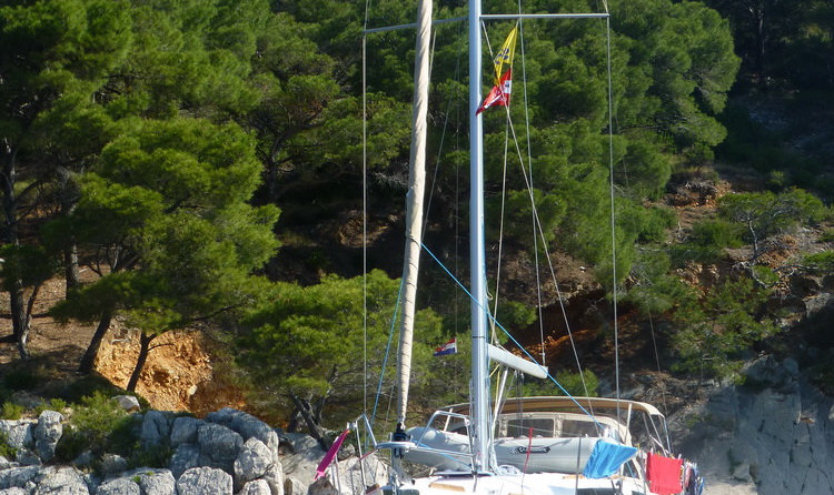 Dufour 375