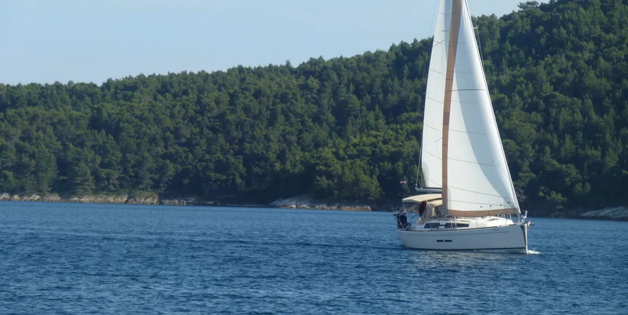 Dufour 375