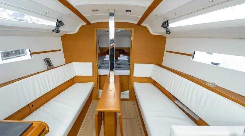 Jeanneau Sun Odyssey 349