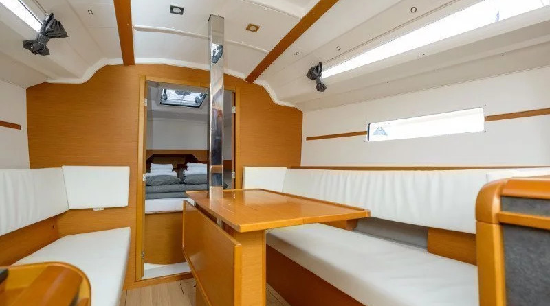 Jeanneau Sun Odyssey 349