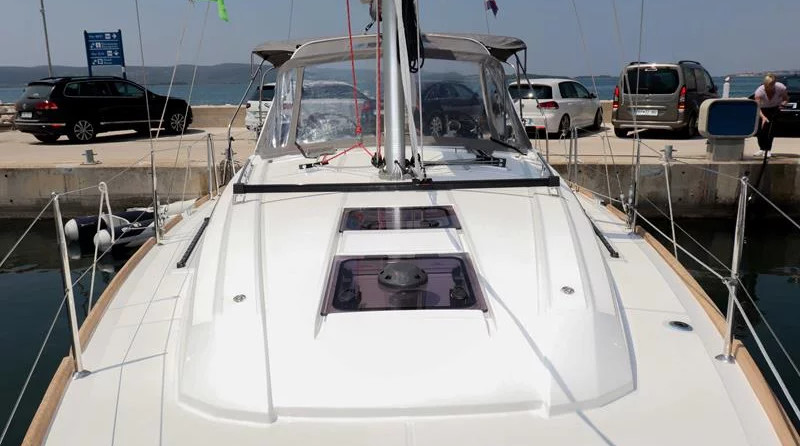 Beneteau Oceanis 35.1