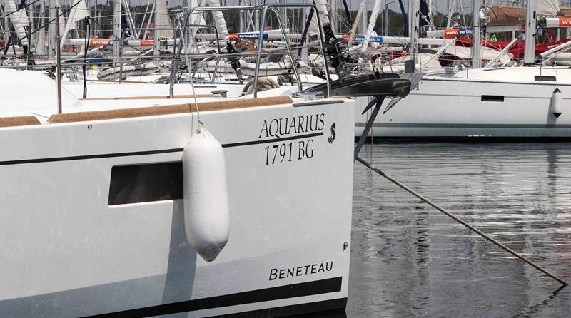 Beneteau Oceanis 35.1