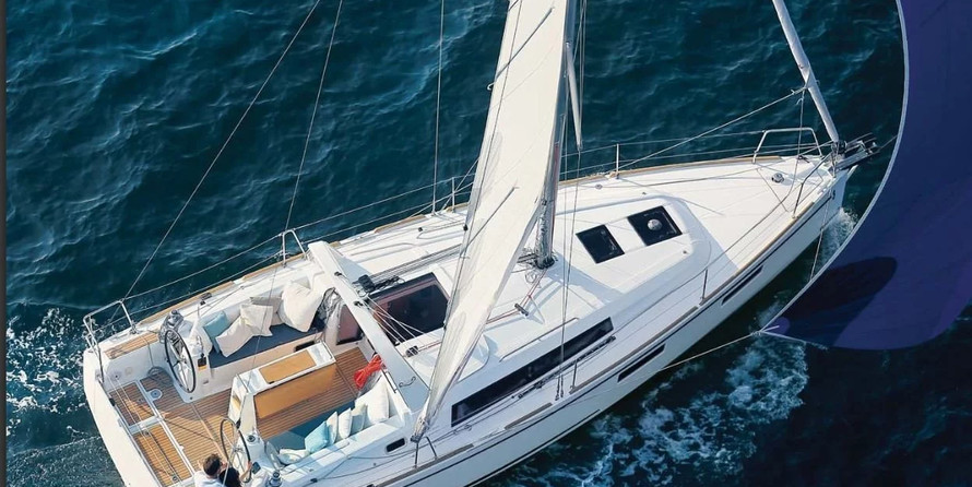 Beneteau Oceanis 35.1