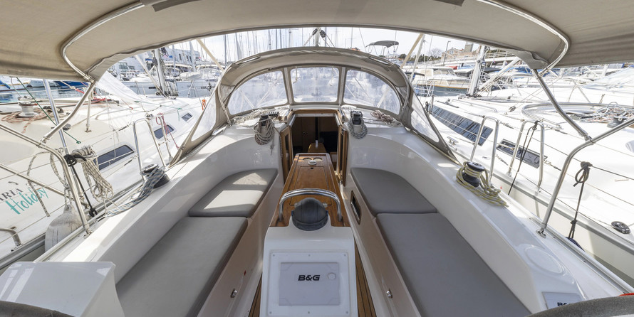 Bavaria Cruiser 34 Style