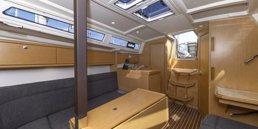 Bavaria Cruiser 34 Style