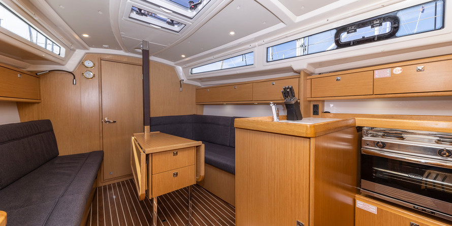 Bavaria Cruiser 34 Style