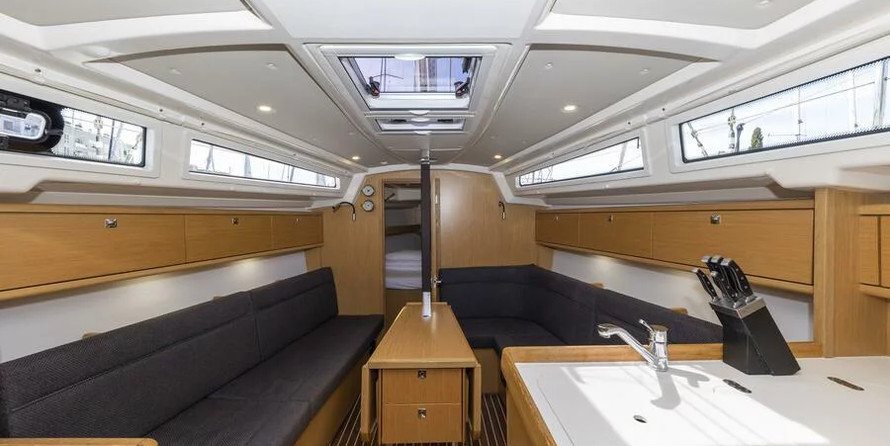 Bavaria Cruiser 34 Style