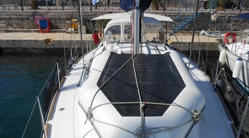 Beneteau Oceanis 37