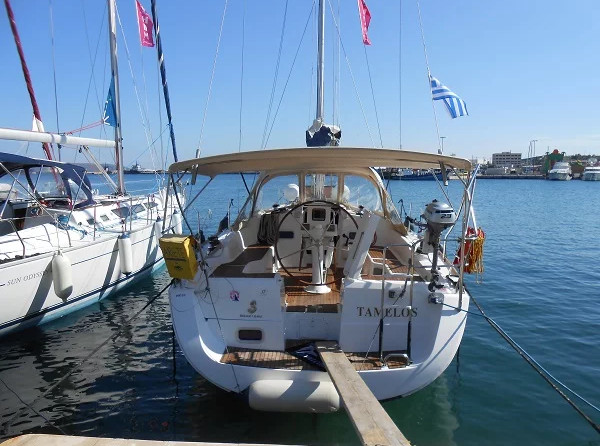 Beneteau Oceanis 37