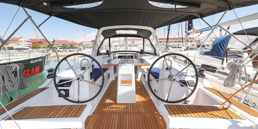 Beneteau Oceanis 35.1