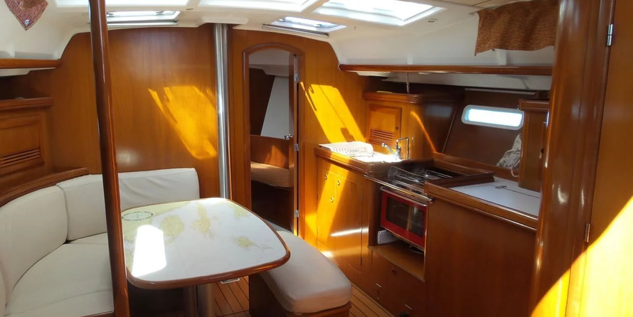 Beneteau Oceanis 393 Clipper