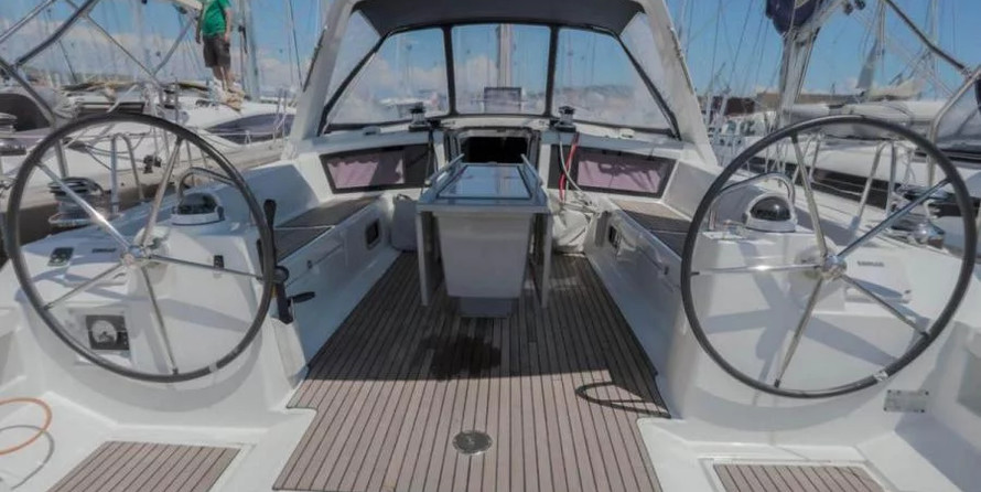 Oceanis 48-5