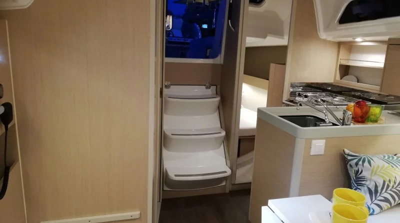 Beneteau Oceanis 30.1