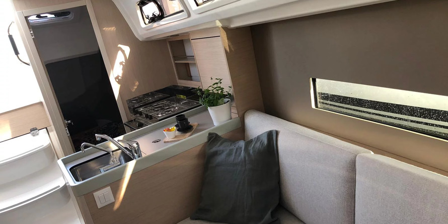 Beneteau Oceanis 30.1