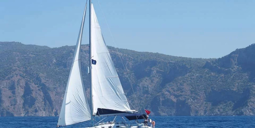 Beneteau Oceanis 323