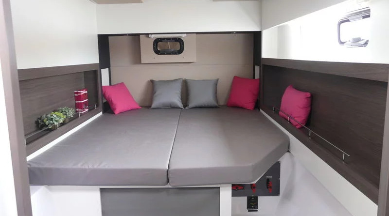 Nautitech 40 Open - 4 + 2 cab.