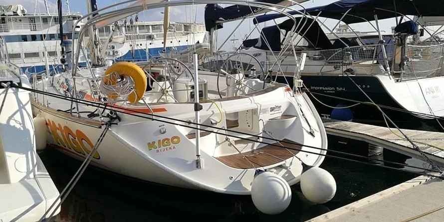 Bavaria 49