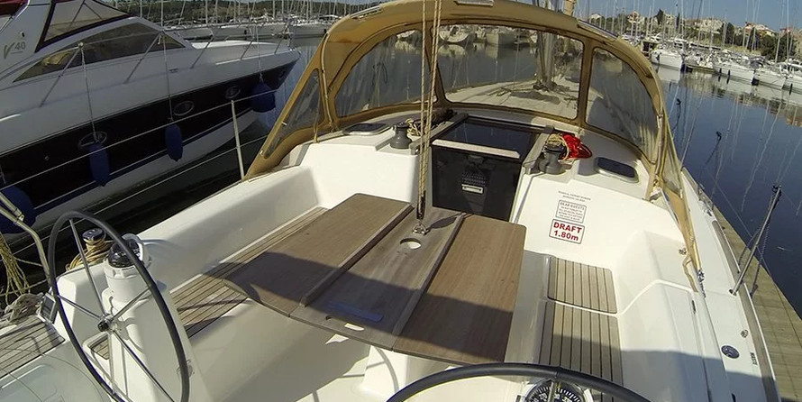 Dufour 335 GL