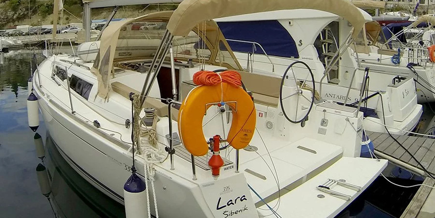 Dufour 335 GL
