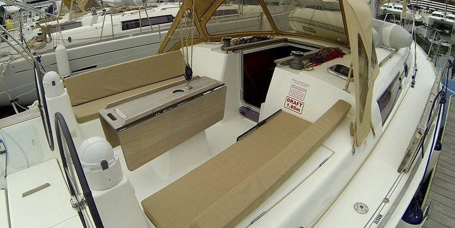 Dufour 335 GL