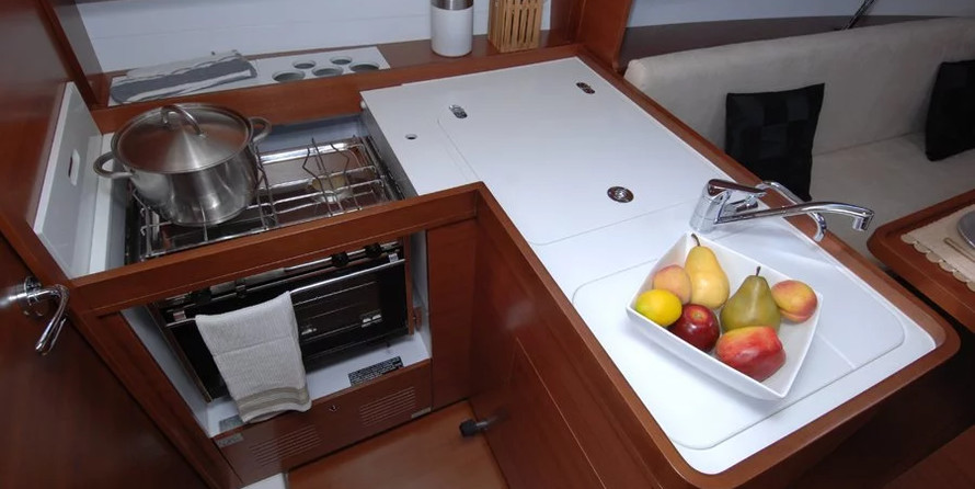 Dufour 335 GL
