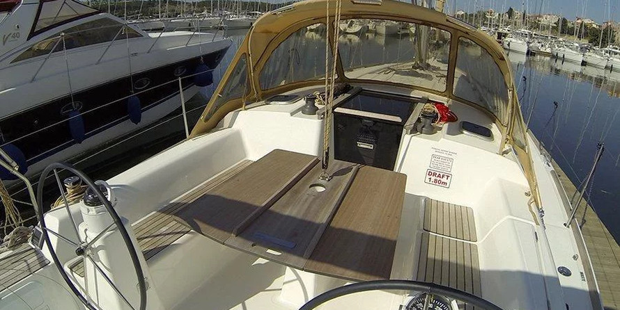 Dufour 335 GL