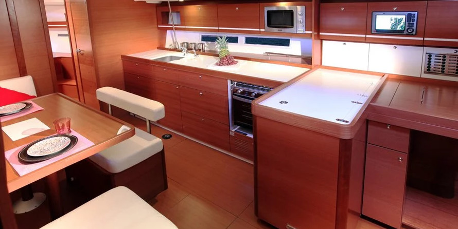 Dufour 335 GL