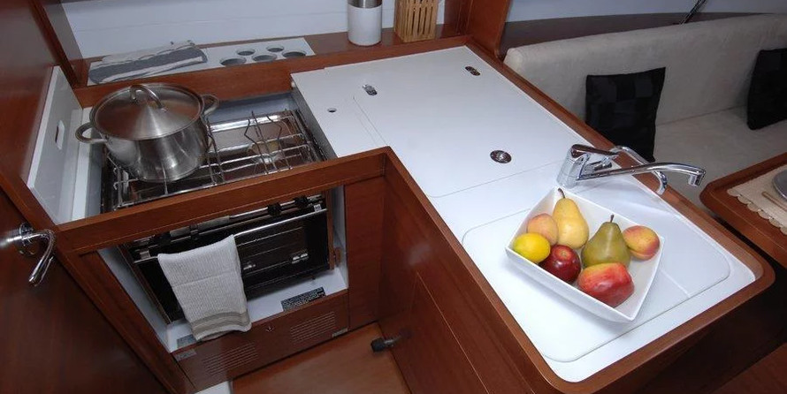 Dufour 335 GL
