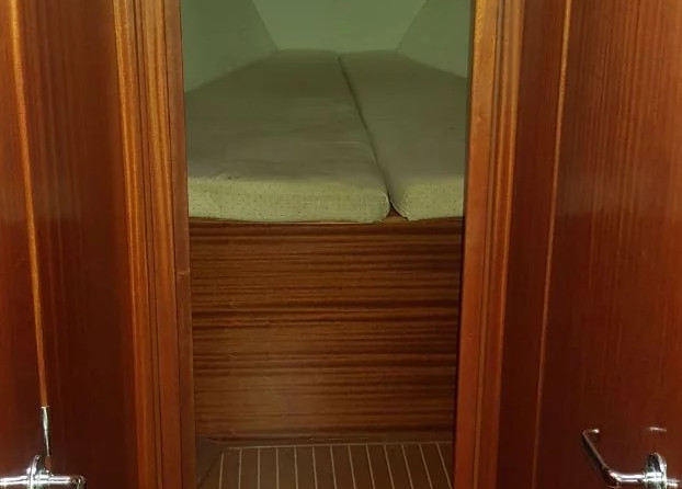 Bavaria 44