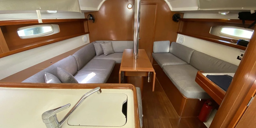 Beneteau Oceanis 34