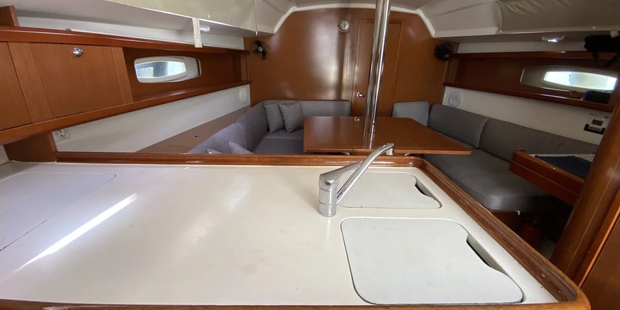 Beneteau Oceanis 34