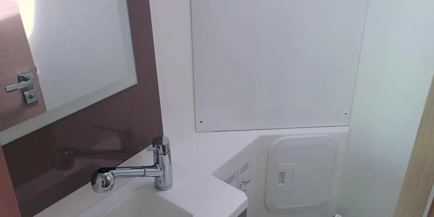 Fountaine Pajot Lucia 40