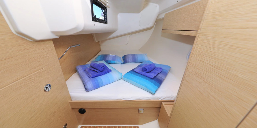 Hanse 418