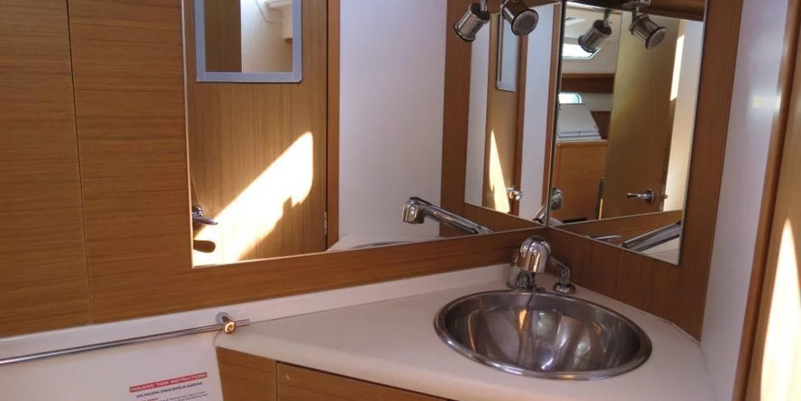 Jeanneau Sun Odyssey 44i