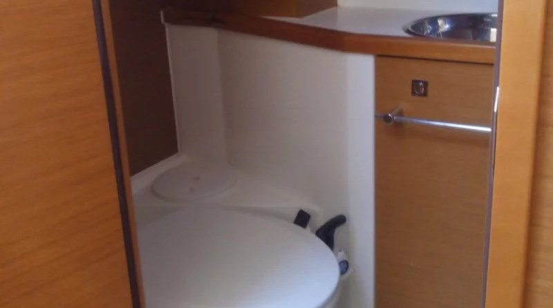 SUN ODYSSEY 379 PERFORMANCE