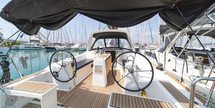 Beneteau Oceanis 38.1