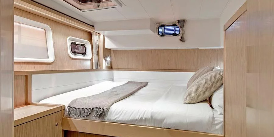 Lagoon 39 - 4 + 2 cab.