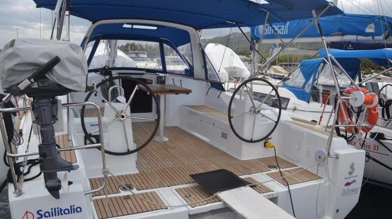 Beneteau Oceanis 38.1