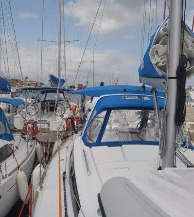 Beneteau Oceanis 38.1