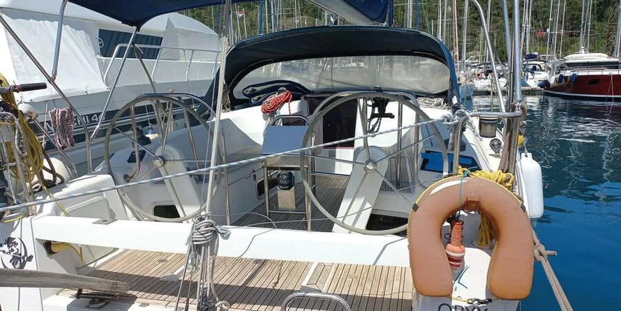 Hanse 375